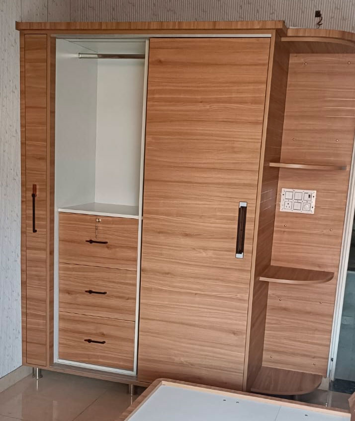 SN Furniture Carpenter