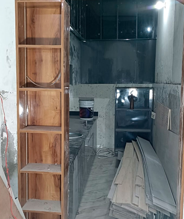SN Furniture Carpenter
