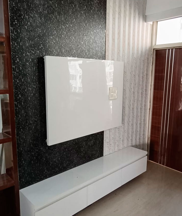 SN Furniture Carpenter