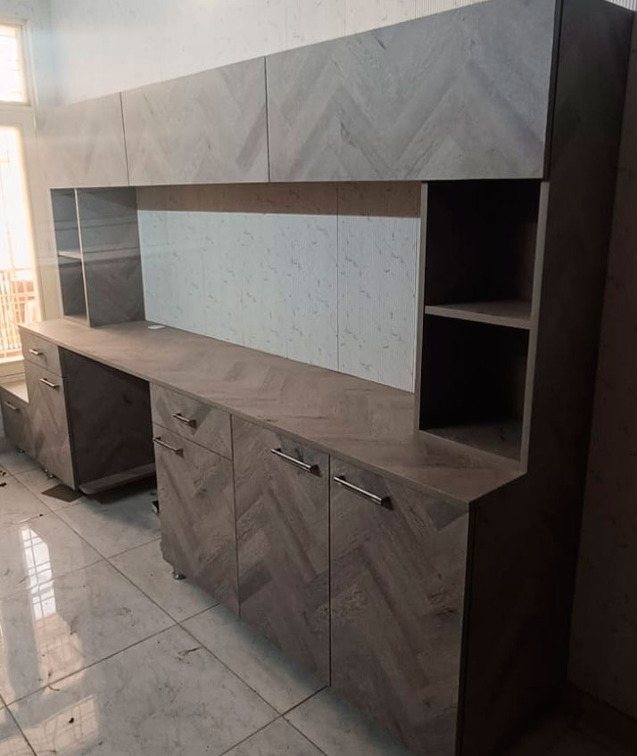 SN Furniture Carpenter