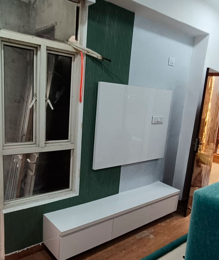 SN Furniture Carpenter