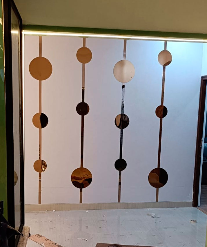 SN Furniture Carpenter
